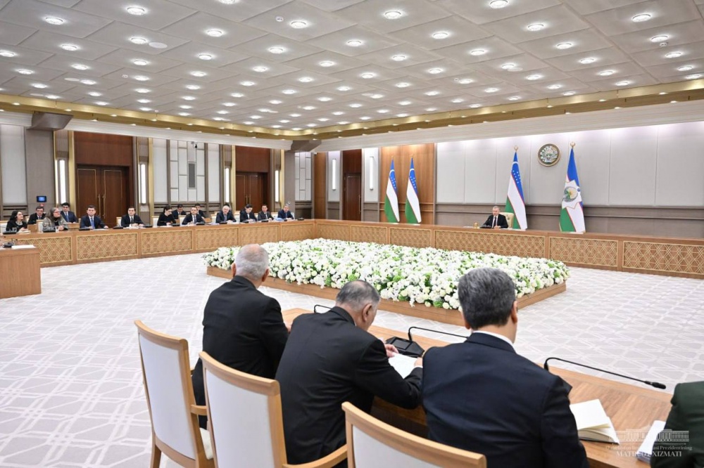Prezident Shavkat Mirziyoyev raisligida ijtimoiy himoya sohasidagi ishlar natijadorligi va 2025 yil uchun ustuvor vazifalar muhokamasiga bag‘ishlangan yig‘ilish bo‘lib o‘tdi.